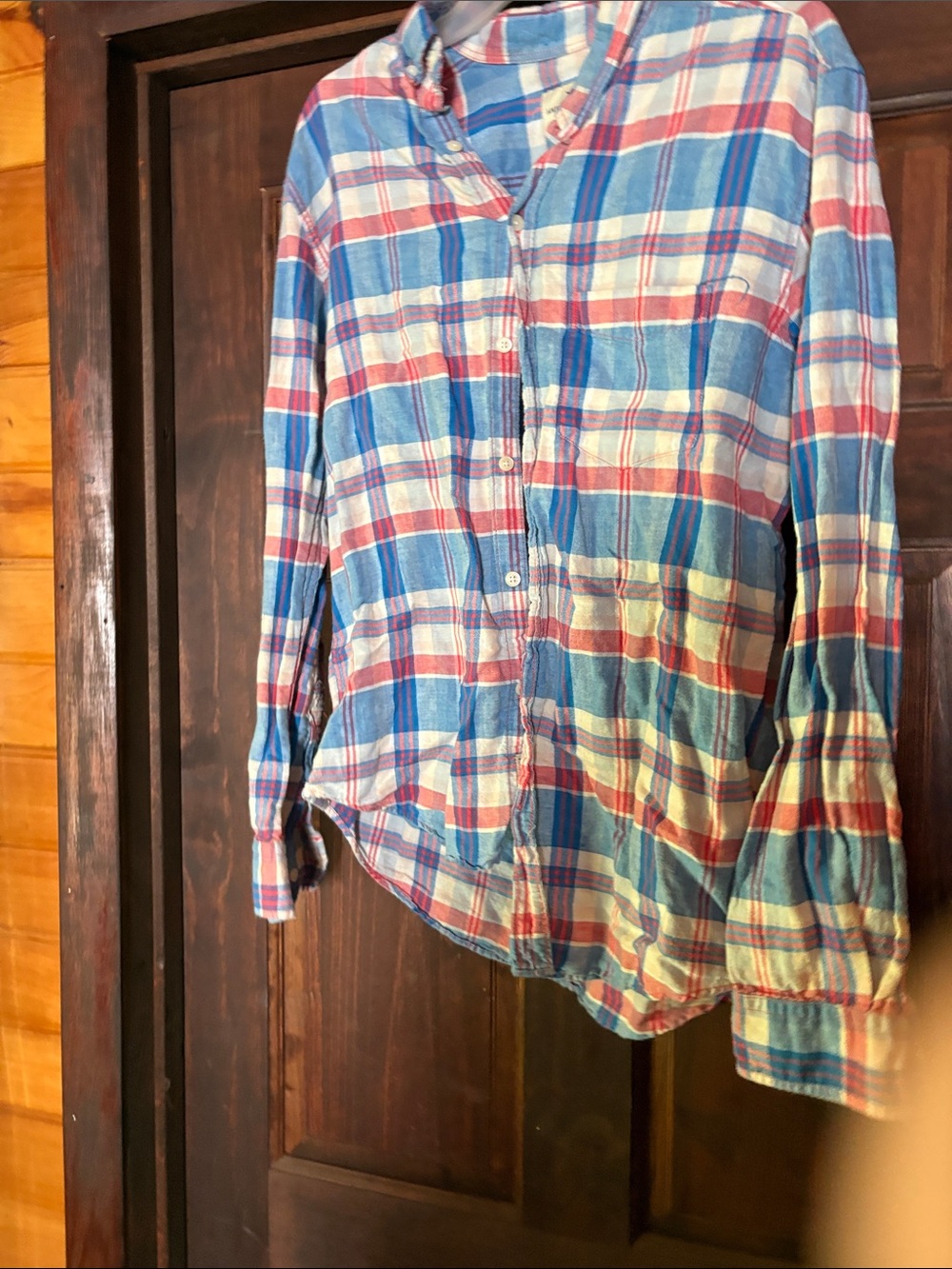 American Eagle Outfitters Red, Blue and White Plaid Button-Up Shirt